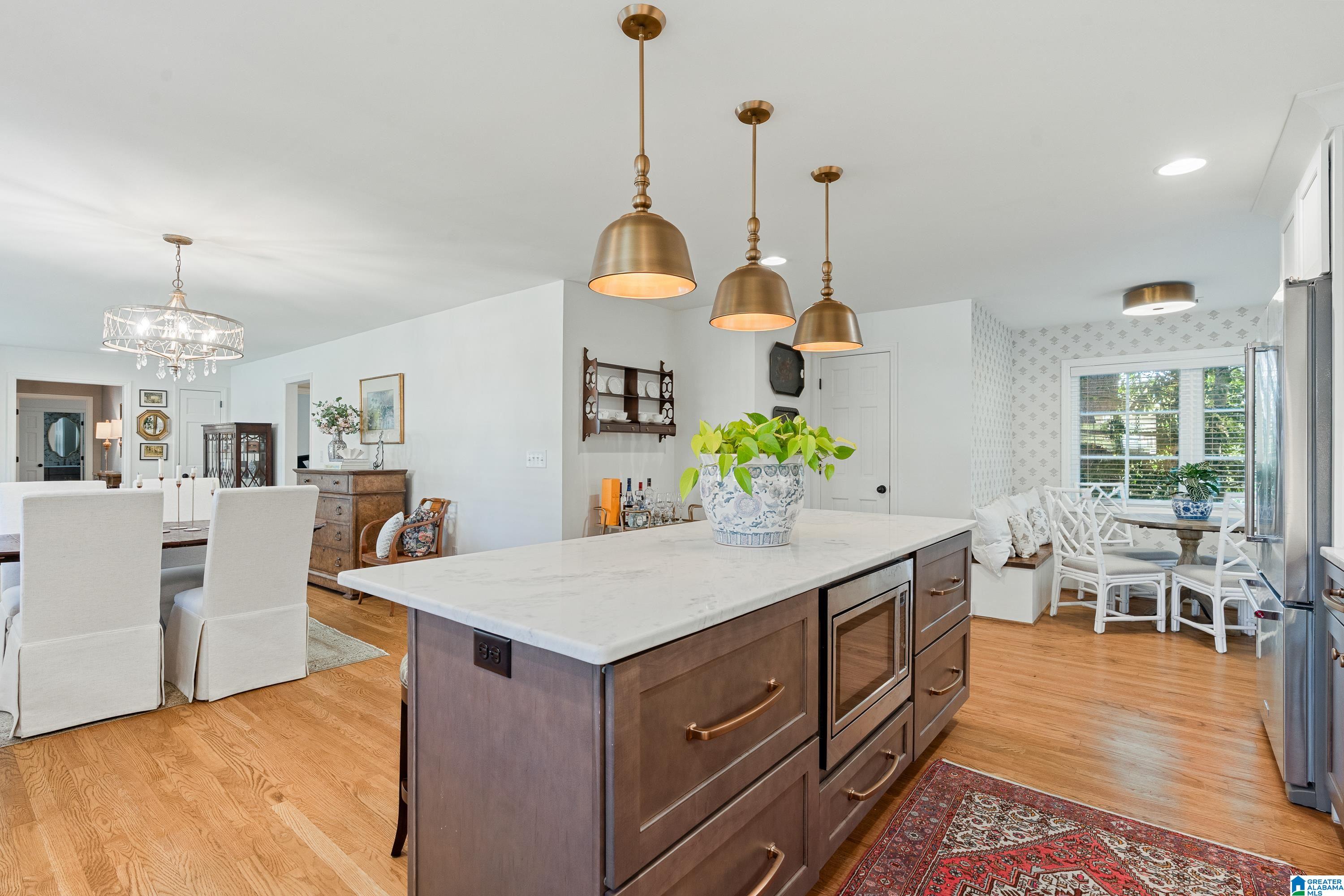 2025 Hickory Road Vestavia Hills, AL 35216 - Photo 16 of 57 Gallery Image 16