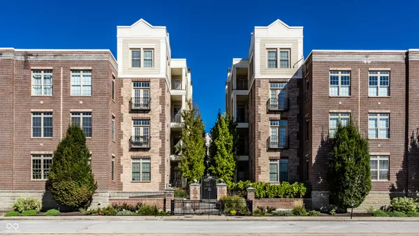 $400,000 | 450 East Ohio Street, Unit 118, Indianapolis, IN 46204