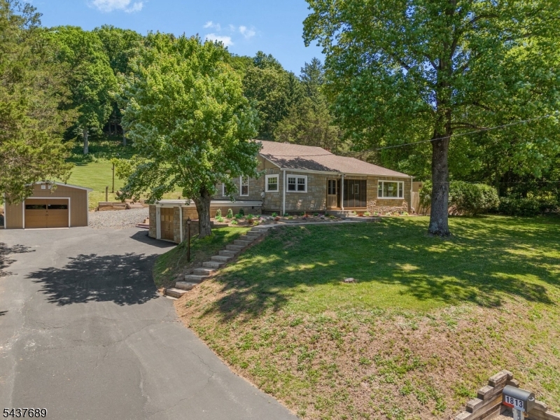 1813 Washington Valley Road Bridgewater, NJ 08836 - Photo 3 of 45