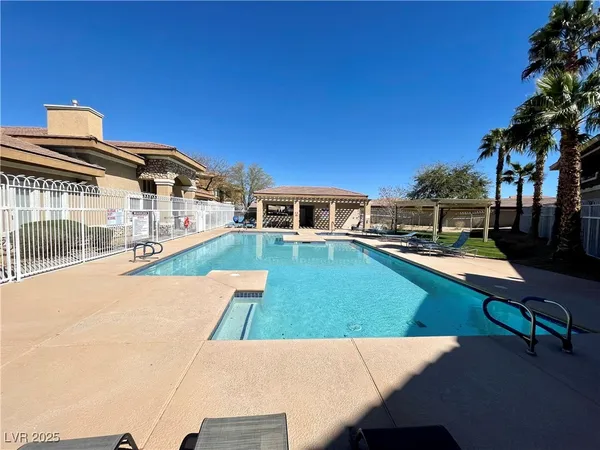 $268,000 | 833 Aspen Peak Loop, Unit 1021, Henderson, NV 89011