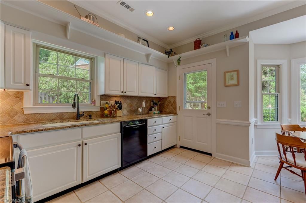 2813 Silas Ridge Road Winston-Salem, NC 27106 - Photo 9 of 30