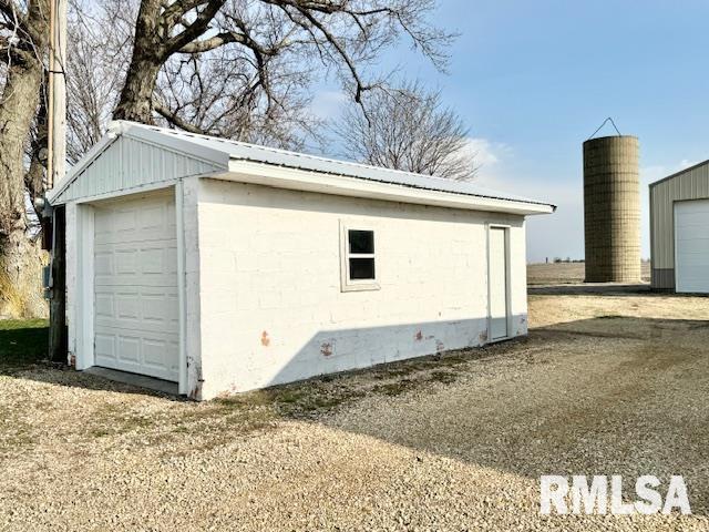 2058 250th Street Bennett, IA 52721 - Photo 9 of 52 Gallery Image 9