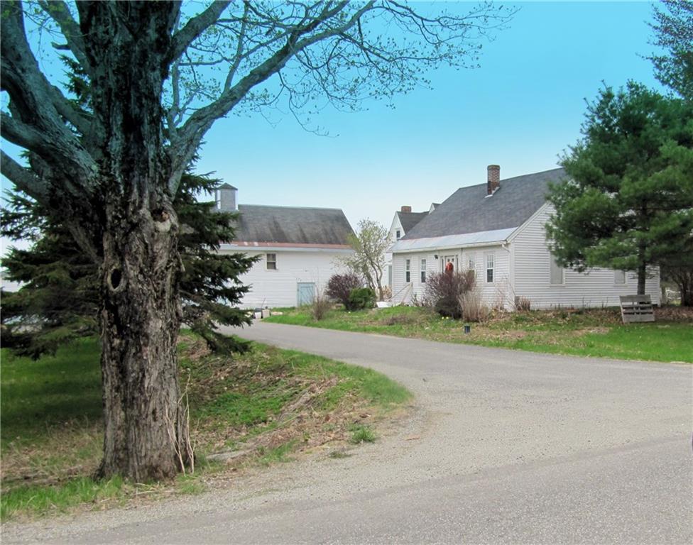 236 Town Farm Road Sidney, ME 04330 - Photo 1 of 25 House and barn