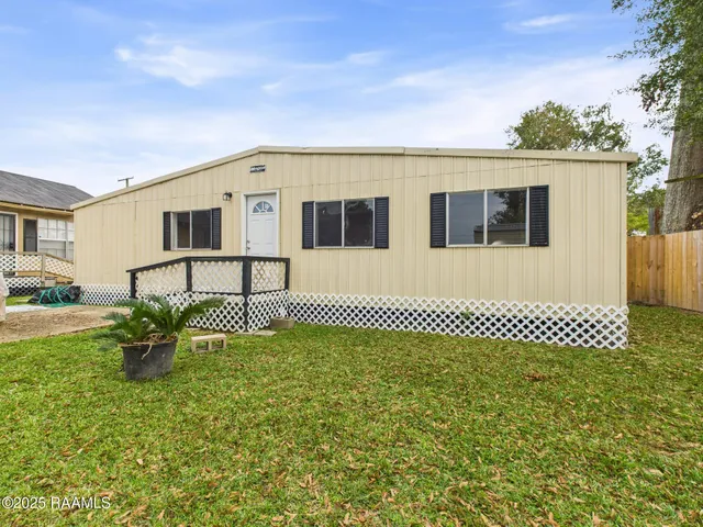 $800 | 300 Gauthier Road, Lafayette, LA 70501