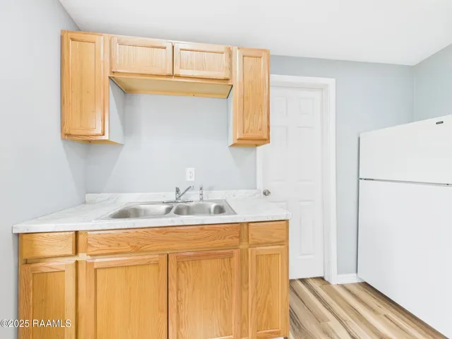 $800 | 300 Gauthier Road, Lafayette, LA 70501