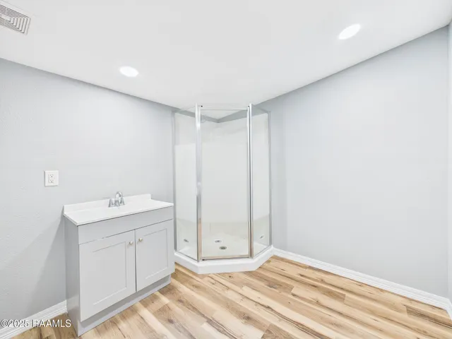 $800 | 300 Gauthier Road, Lafayette, LA 70501