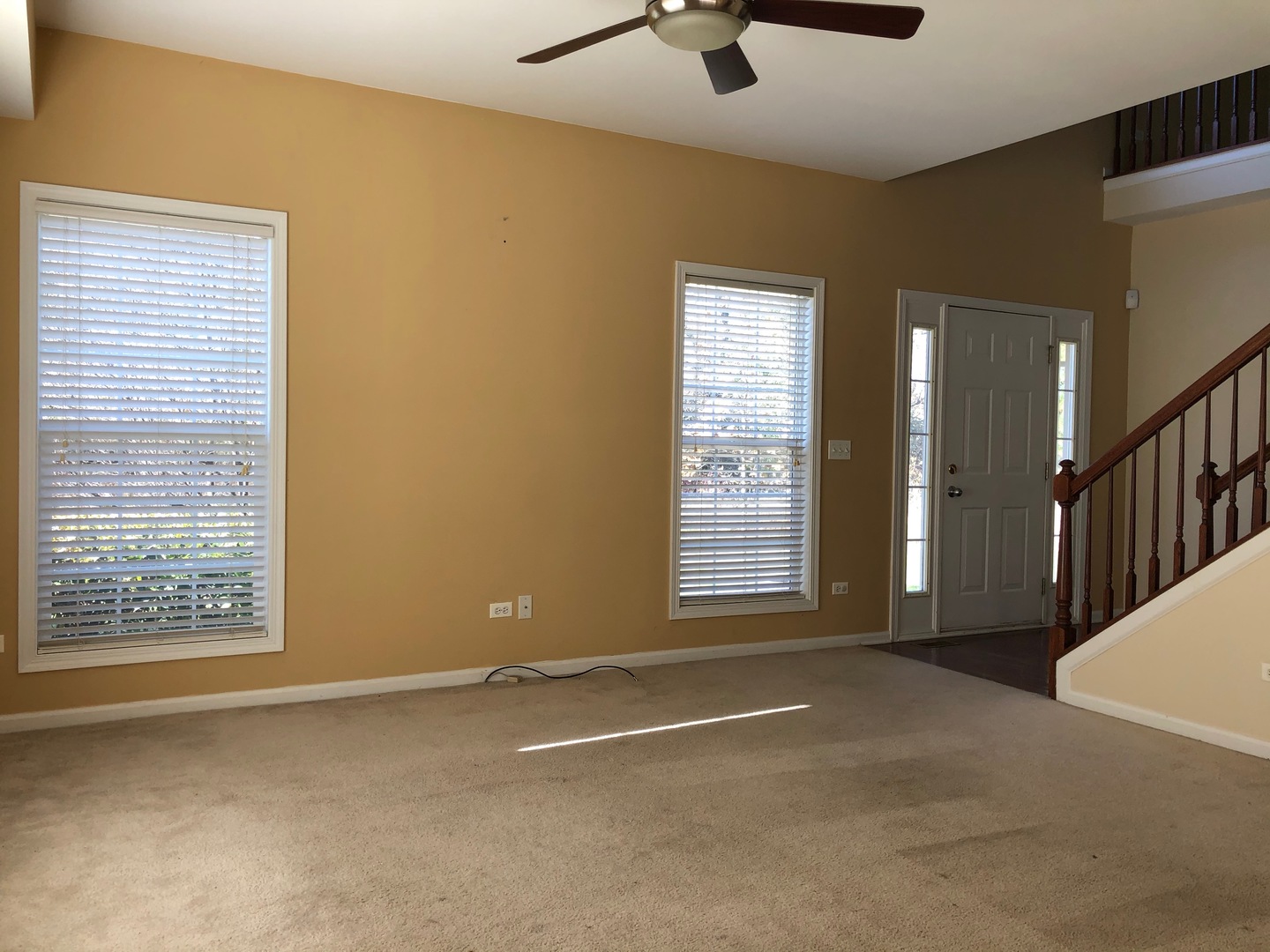2010 Ivy Ridge Drive Hoffman Estates, IL 60192 - Photo 12 of 39