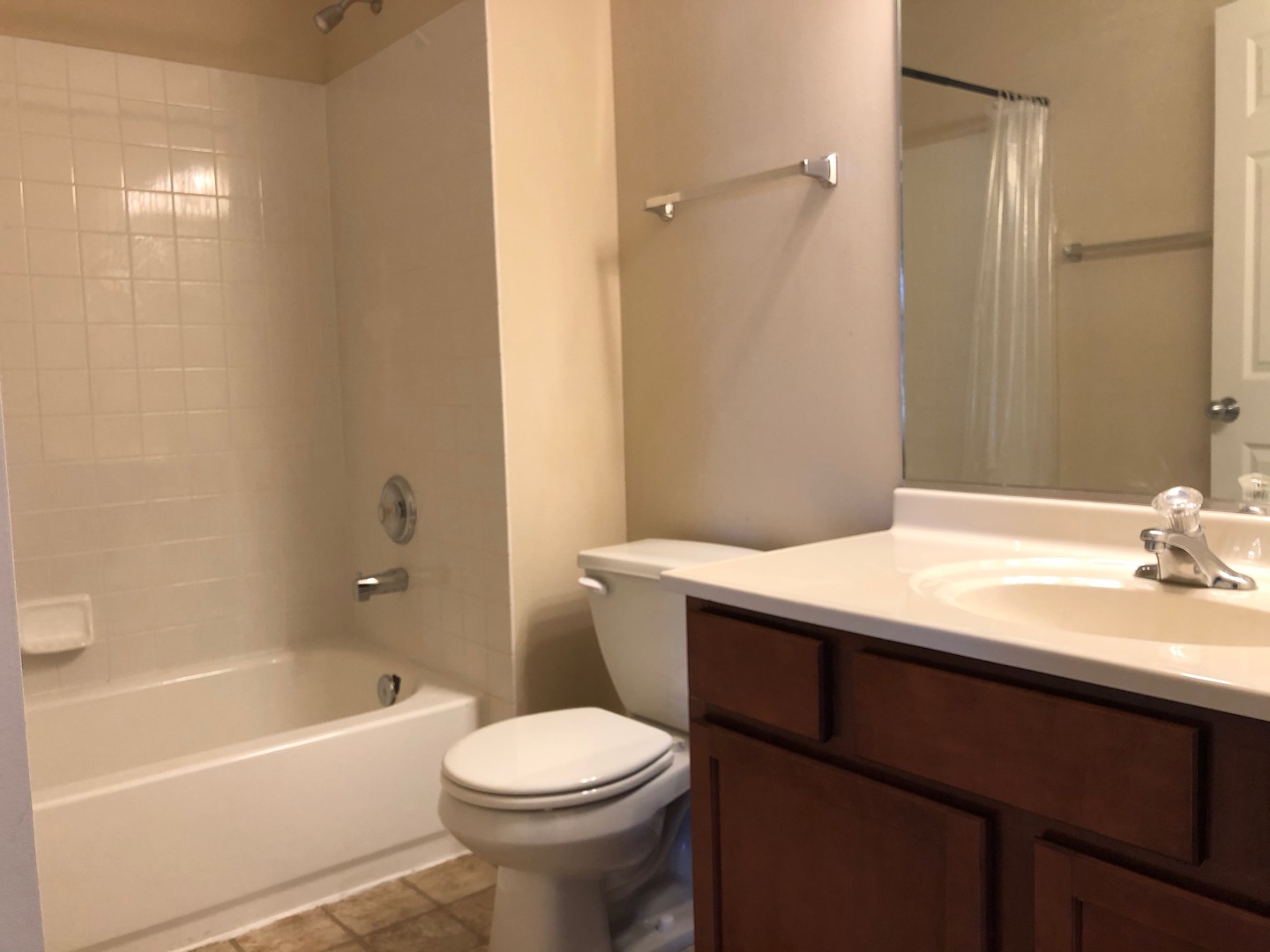 2010 Ivy Ridge Drive Hoffman Estates, IL 60192 - Photo 18 of 39