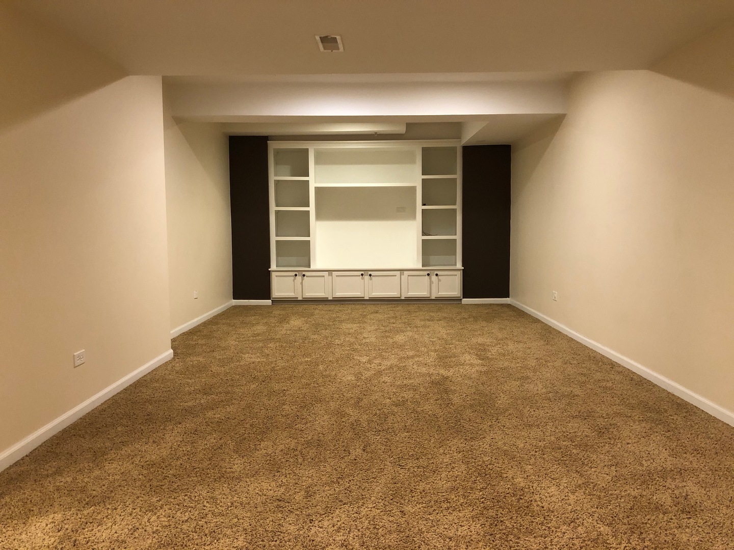 2010 Ivy Ridge Drive Hoffman Estates, IL 60192 - Photo 25 of 39