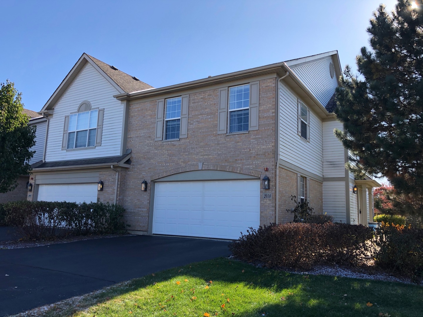 2010 Ivy Ridge Drive Hoffman Estates, IL 60192 - Photo 35 of 39