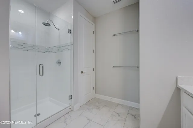 $2,400 | 7435 Calusa Court, Jacksonville, FL 32256