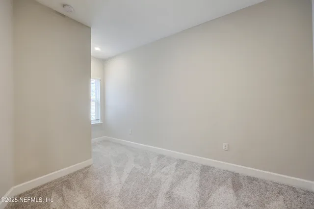 $2,400 | 7435 Calusa Court, Jacksonville, FL 32256