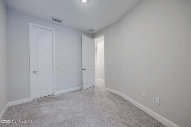 $2,400 | 7435 Calusa Court, Jacksonville, FL 32256