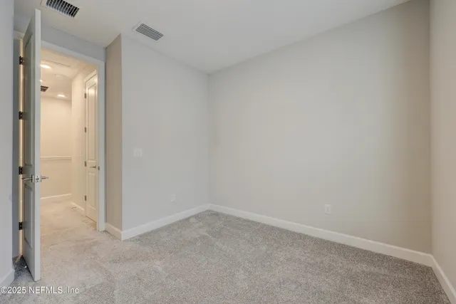 $2,400 | 7435 Calusa Court, Jacksonville, FL 32256