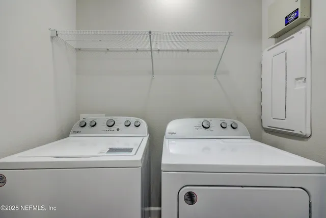 $2,400 | 7435 Calusa Court, Jacksonville, FL 32256