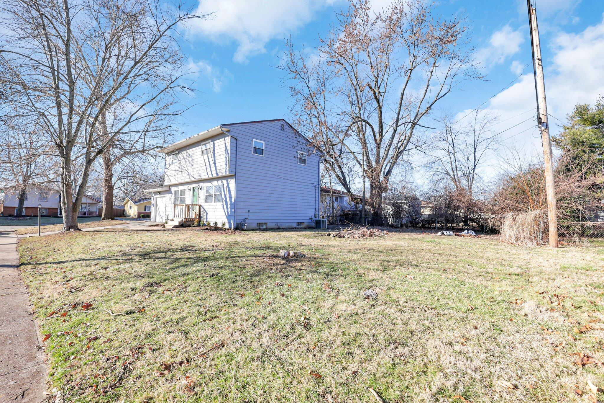 1935 Alsace Road Columbus, OH 43232 - Photo 31 of 35 48-web-or-mls-011A7372