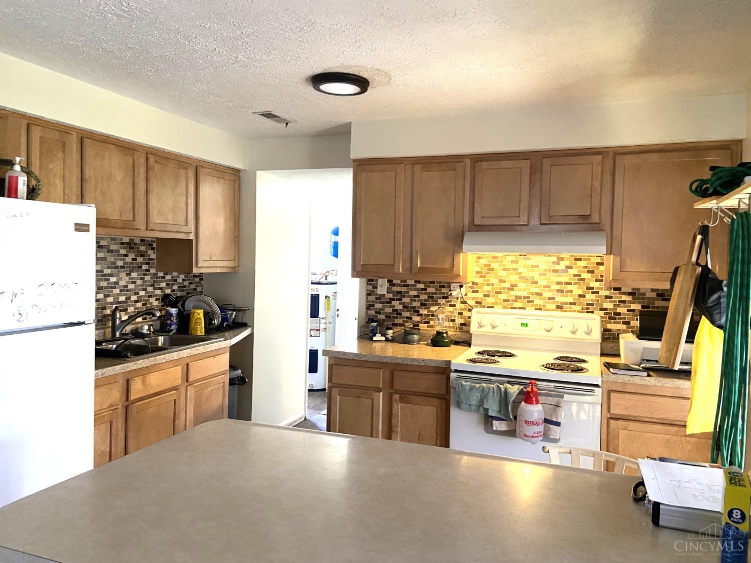 6967 Hamilton-Middletown Road Franklin, OH 45005 - Photo 6 of 21 Gallery Image 6