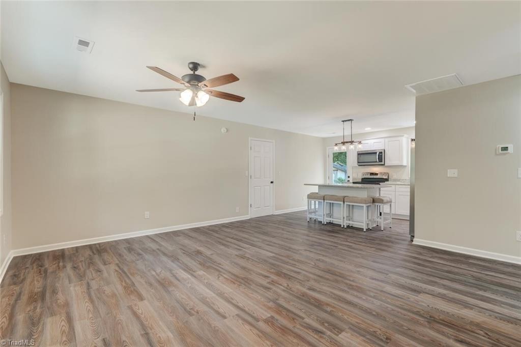 235 Sparrow Road Eden, NC 27288 - Photo 6 of 32 Gallery Image 6
