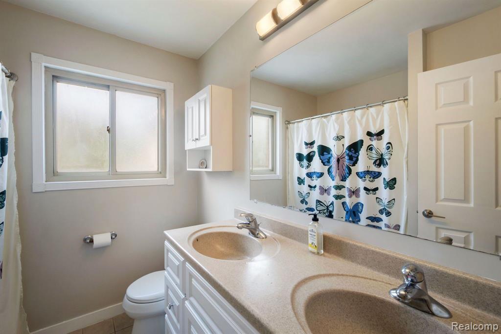 708 Merrimac Road Canton, MI 48188 - Photo 21 of 41 Gallery Image 21