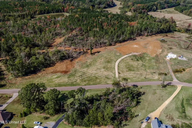 $75,000 | 131 Waverly Circle, Senatobia, MS 38668