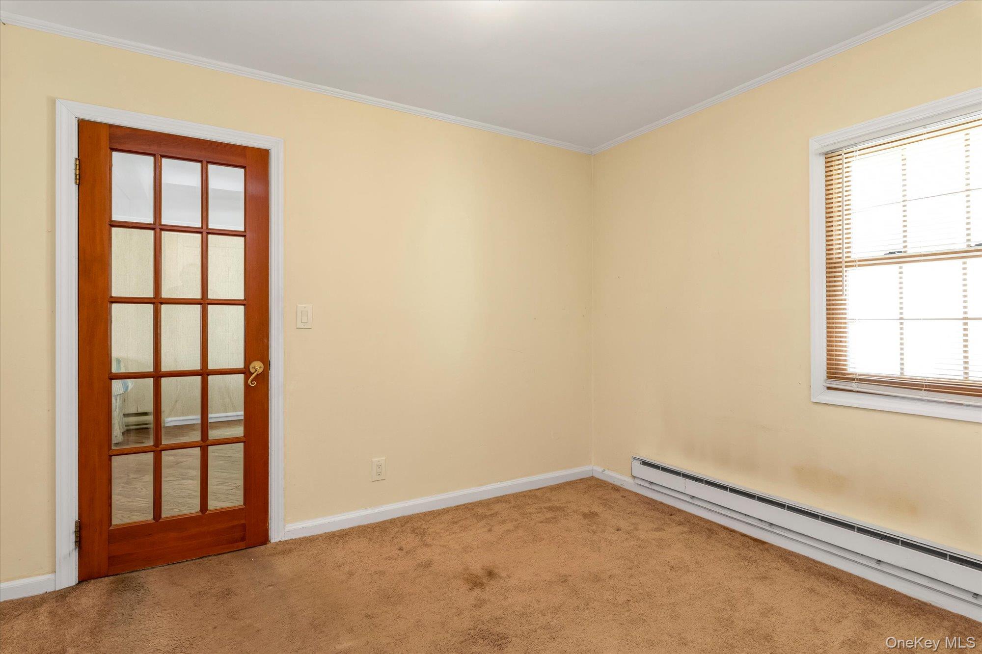 2484 Lindy Road Westbury, NY 11590 - Photo 10 of 20
