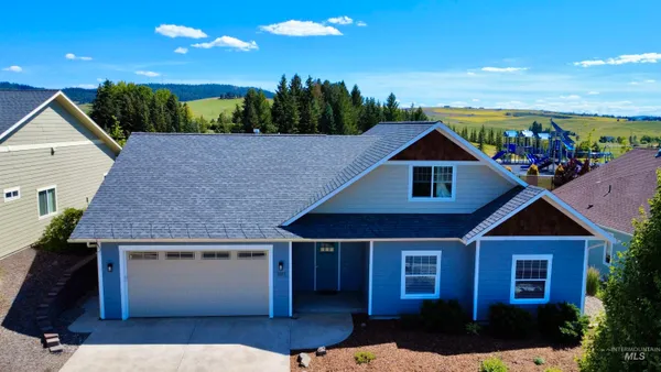 $561,750 | 1021 Aponi Place, Moscow, ID 83843