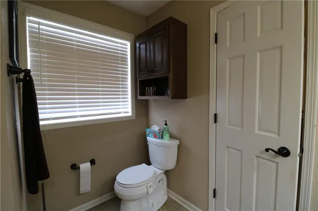 $409,000 | 4703 Wilshire Drive North, St. Joseph, MO 64506