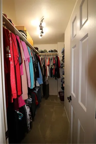 $409,000 | 4703 Wilshire Drive North, St. Joseph, MO 64506