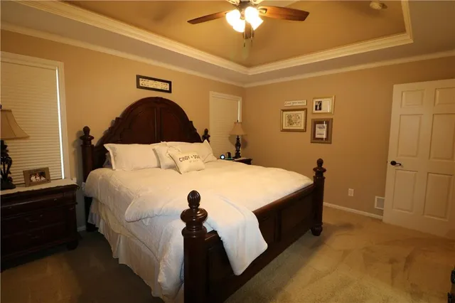 $409,000 | 4703 Wilshire Drive North, St. Joseph, MO 64506