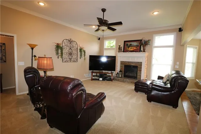 $409,000 | 4703 Wilshire Drive North, St. Joseph, MO 64506