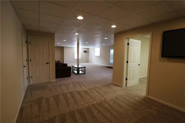 $409,000 | 4703 Wilshire Drive North, St. Joseph, MO 64506