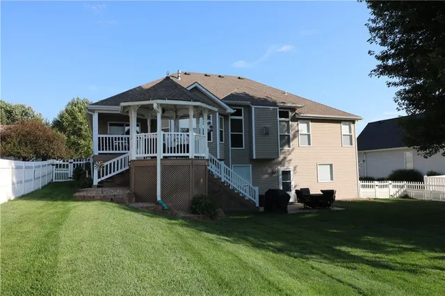 $409,000 | 4703 Wilshire Drive North, St. Joseph, MO 64506
