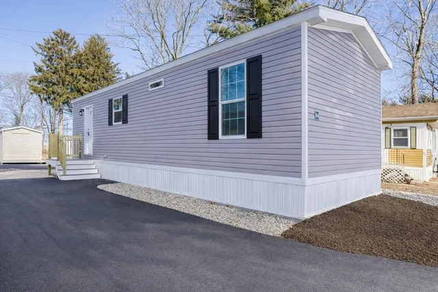 $134,900 | 1346 Newport Avenue, Unit A06, Attleboro, MA 02703