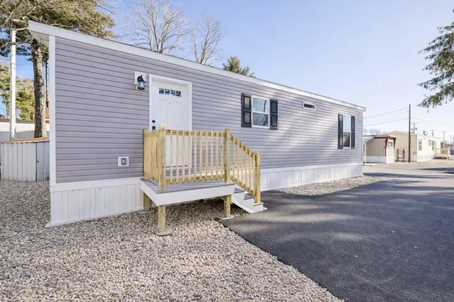 $134,900 | 1346 Newport Avenue, Unit A06, Attleboro, MA 02703
