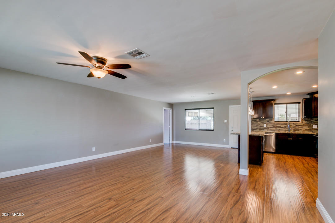 4937 West Osborn Road Phoenix, AZ 85031 - Photo 5 of 30 05-Osborn