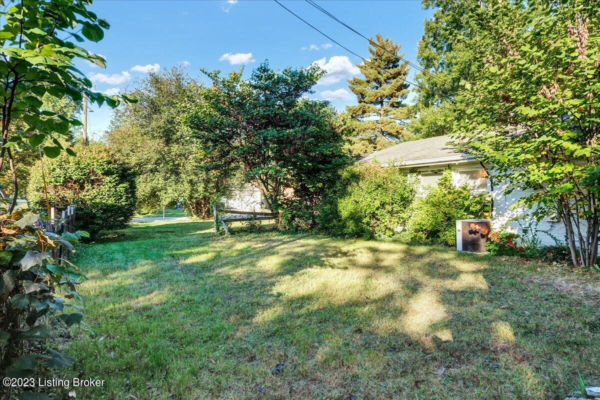127 Blue Ridge Road Louisville, KY 40223 - Photo 44 of 58 50-127 Blue Ridge Rd-147
