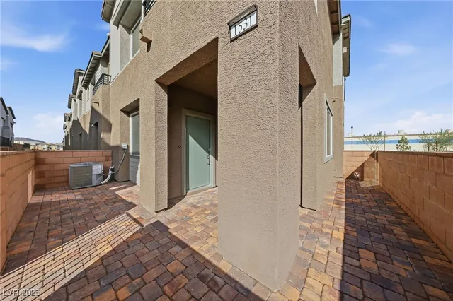 $1,995 | 1531 Layla Crossing Avenue, Henderson, NV 89002