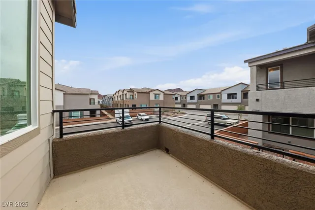 $1,995 | 1531 Layla Crossing Avenue, Henderson, NV 89002