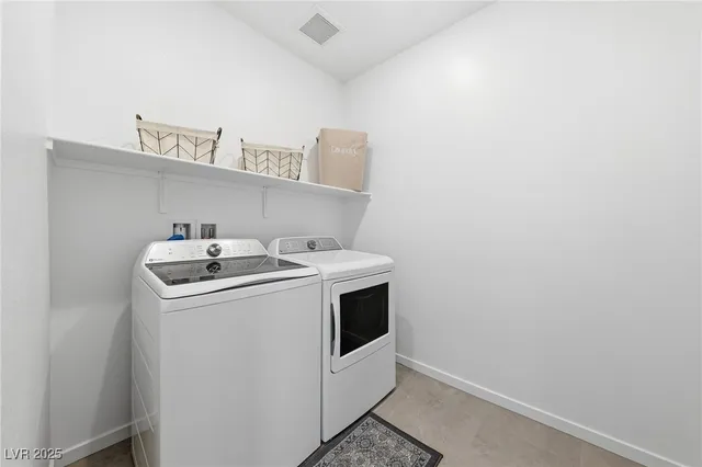 $1,995 | 1531 Layla Crossing Avenue, Henderson, NV 89002