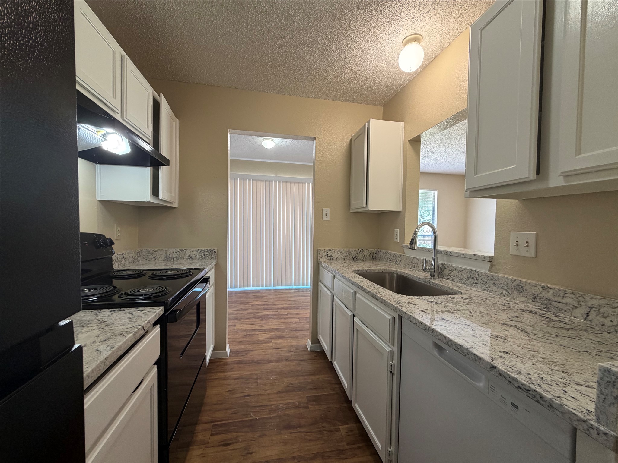 1004-1006 Ridgemont Street Round Rock, TX 78664 - Photo 6 of 16 Gallery Image 6