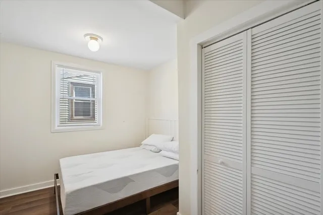 $1,895 | 2144 West Montrose Avenue, Unit 1, Chicago, IL 60625