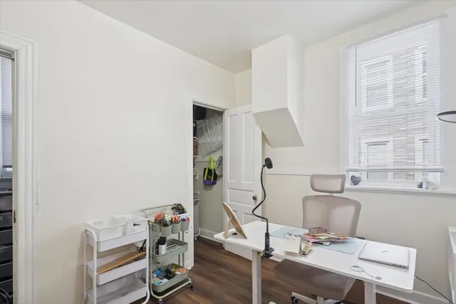 $1,895 | 2144 West Montrose Avenue, Unit 1, Chicago, IL 60625