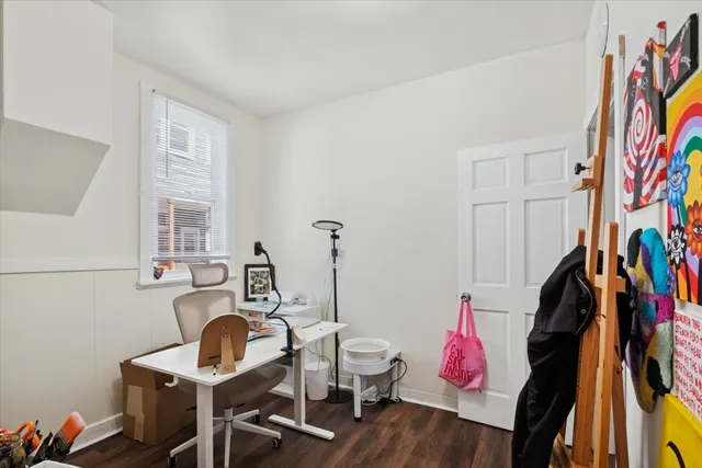 $1,895 | 2144 West Montrose Avenue, Unit 1, Chicago, IL 60625