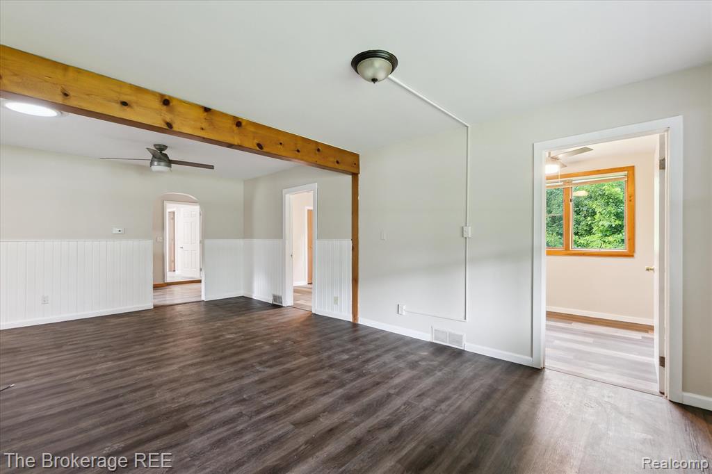 2147 Mill Road Flint, MI 48532 - Photo 7 of 33 Gallery Image 7