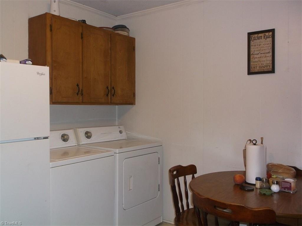 813 Spring Street Reidsville, NC 27320 - Photo 19 of 32 Gallery Image 19