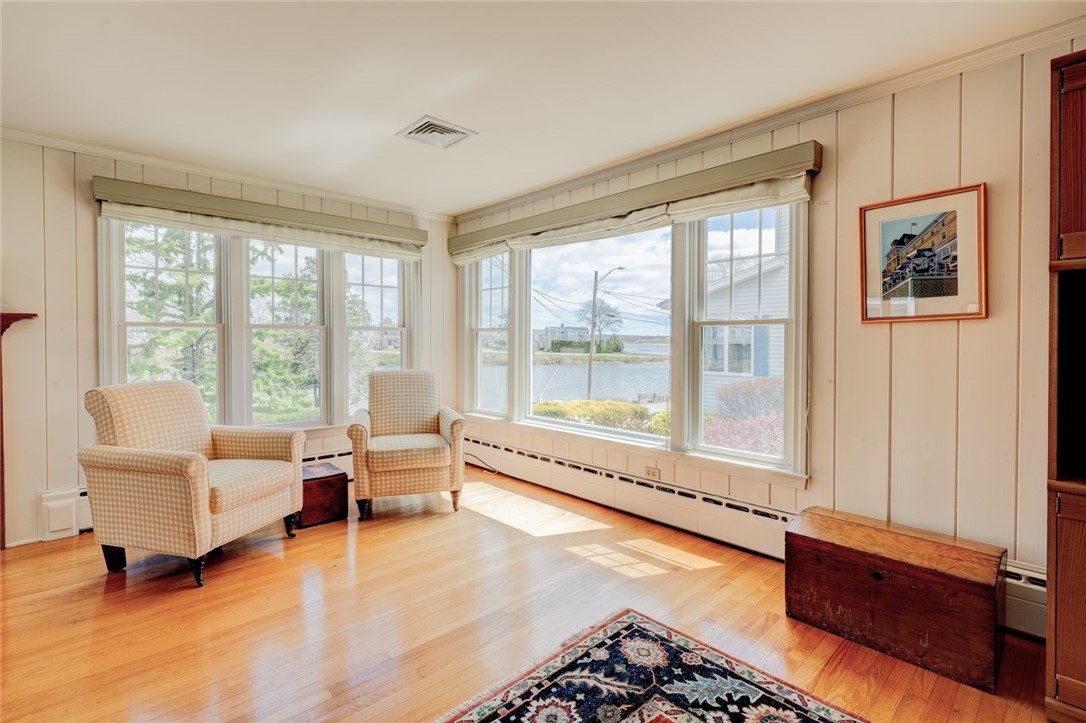 20 Brockett Road Niantic, CT 06357 - Photo 11 of 35