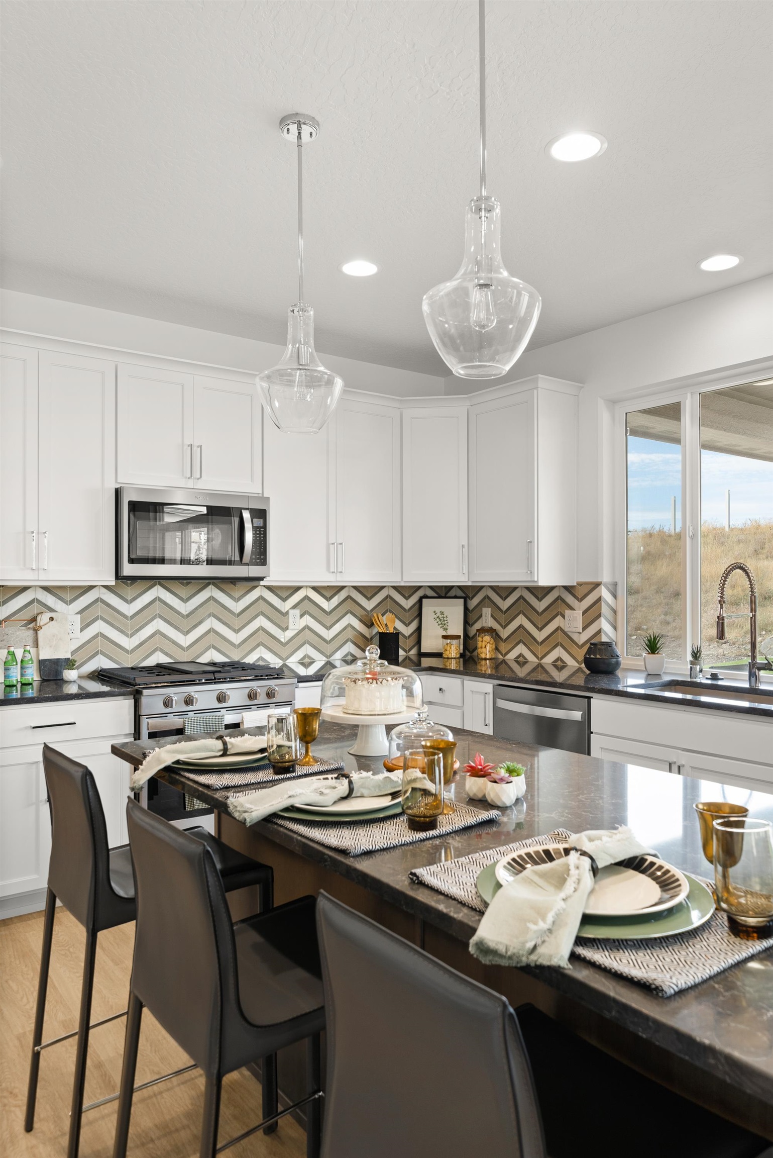 2025 East 33rd Avenue Spokane, WA 99203 - Photo 11 of 34