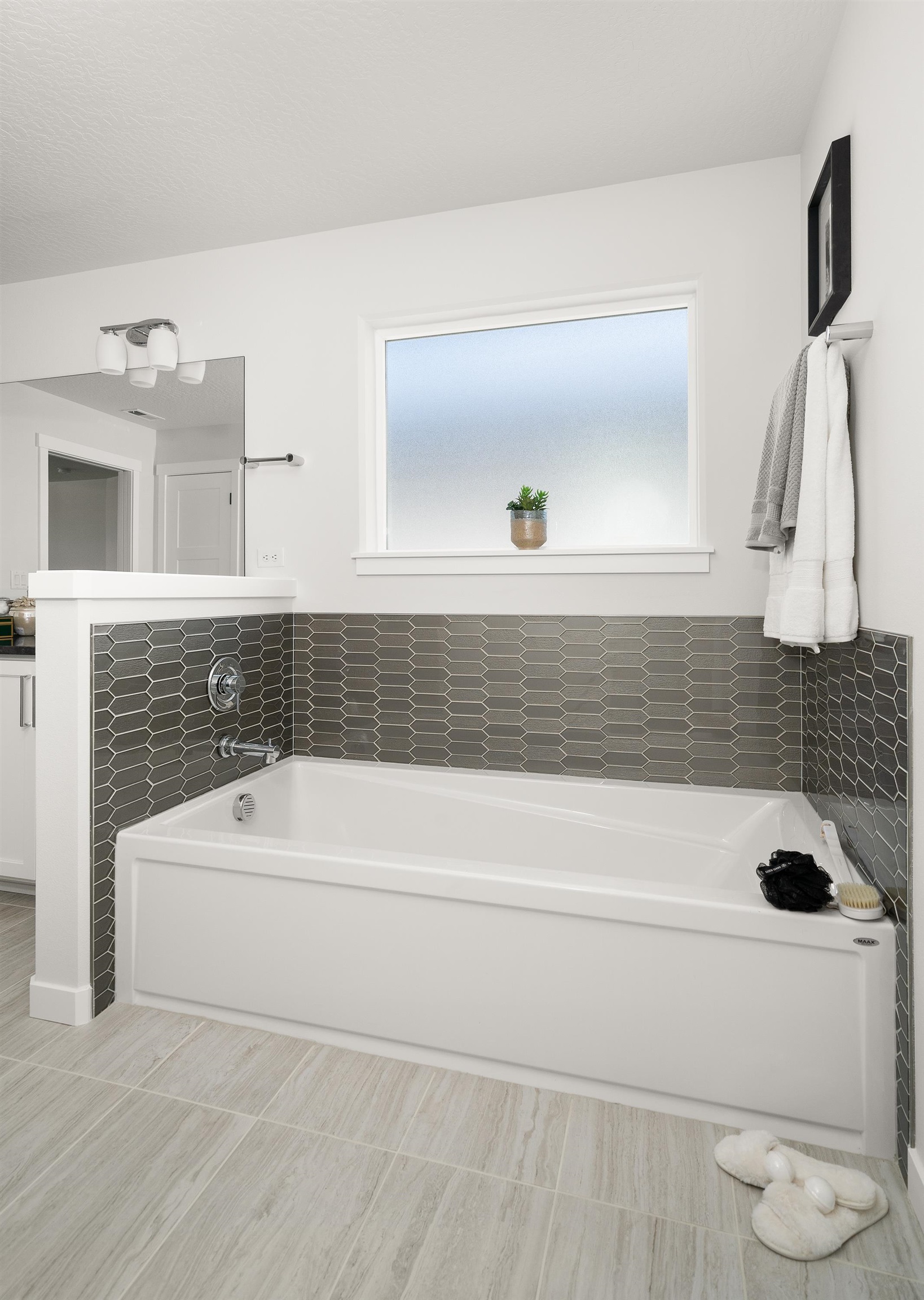 2025 East 33rd Avenue Spokane, WA 99203 - Photo 24 of 34