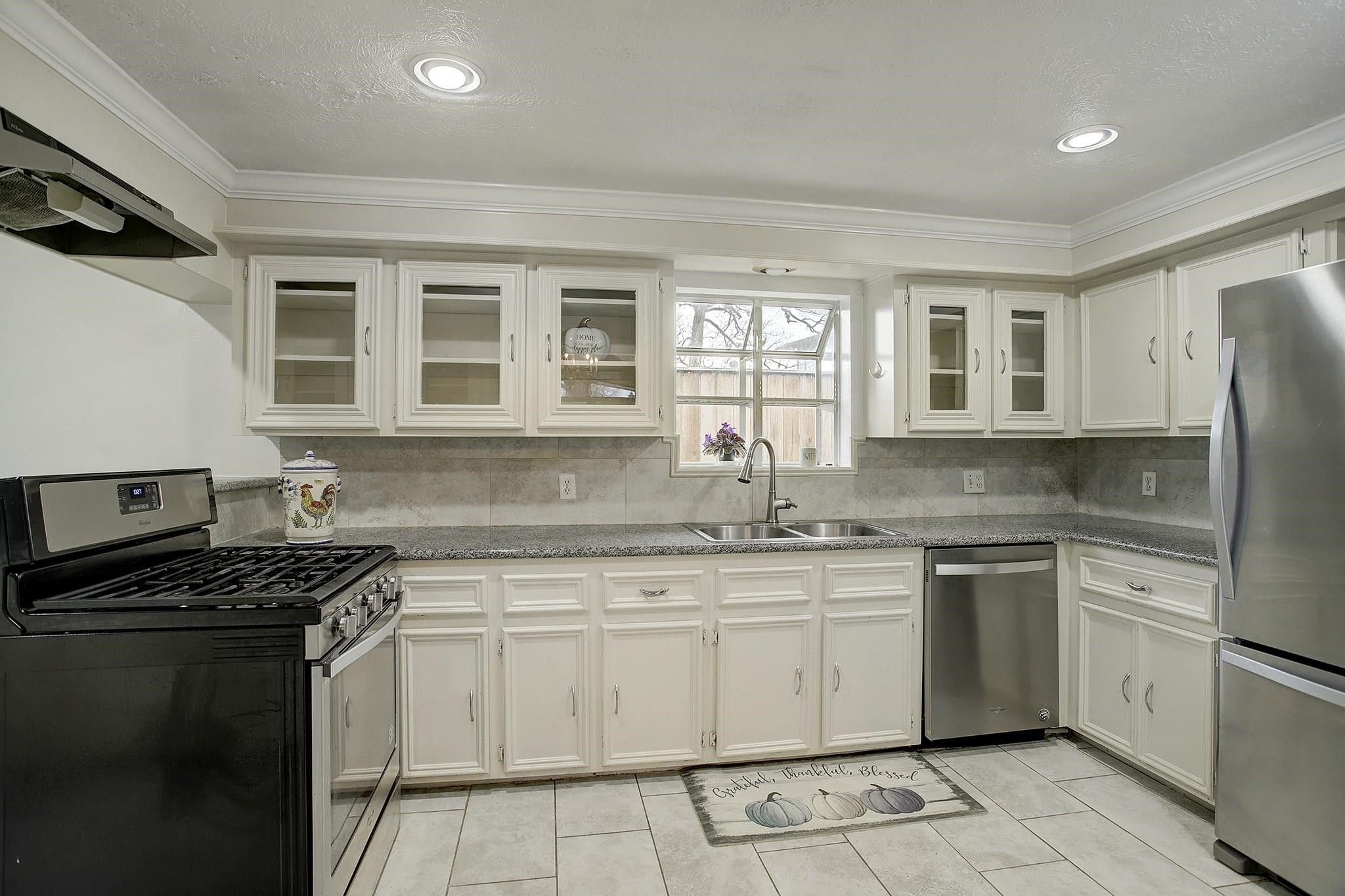 5303 Tallow Lane Houston, TX 77021 - Photo 19 of 32