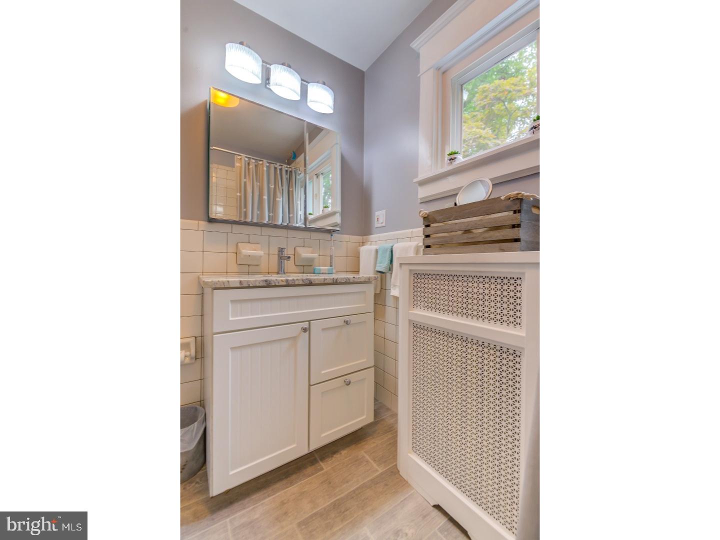 127 Arnold Road Ardmore, PA 19003 - Photo 22 of 25 Bathroom